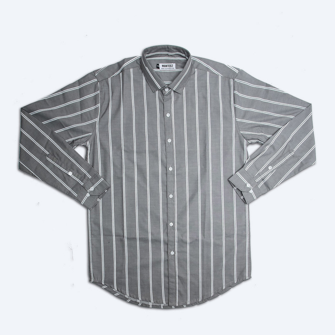 Men Regular Fit Striped Spread Collar Casual Shirt